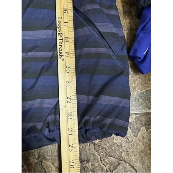 Lululemon Women's 4 Blue Black Striped Zip Front Run Hustle Jacket Packable Hood - Picture 13 of 14